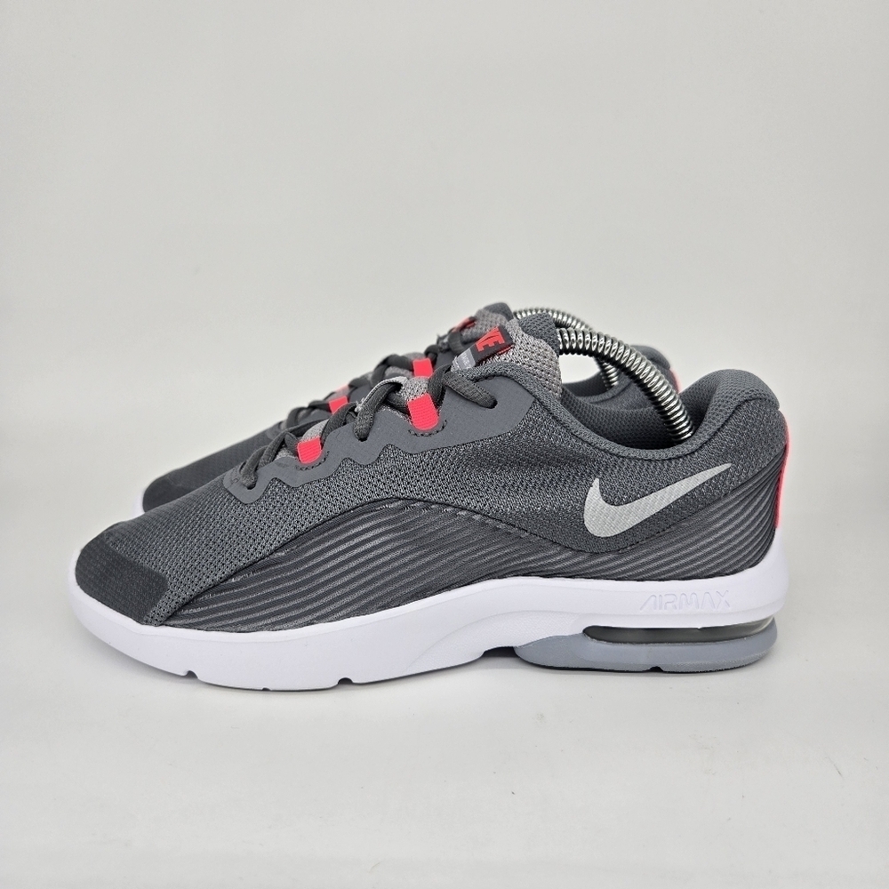 Nike Air Max Advantage 2 GS Big Kids Athletic Shoes Size 5Y
